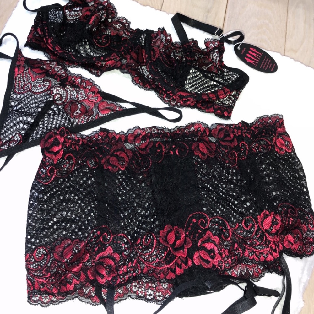 3 piece lingerie set